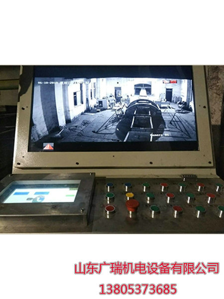 國(guó)內(nèi)首臺(tái)可視彎道銷齒推車機(jī)